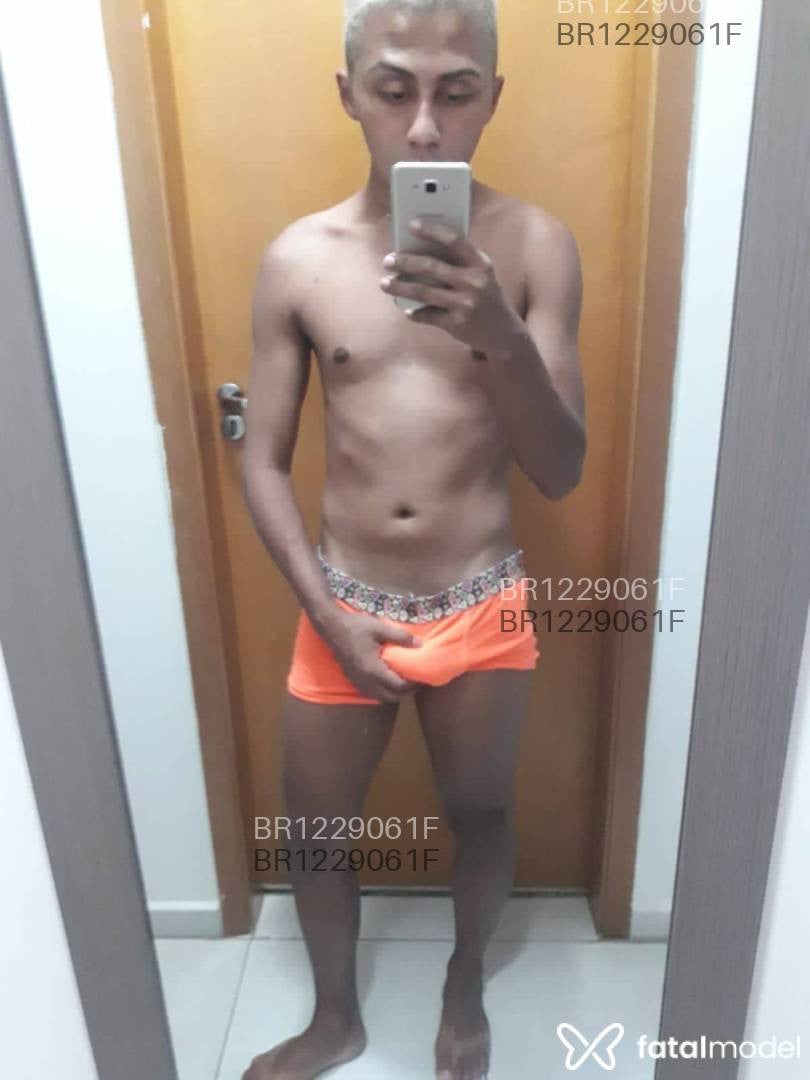 Acompanhante homem morena (o) de olhos pretos em Ribeirão Preto - Guilherme Mendes