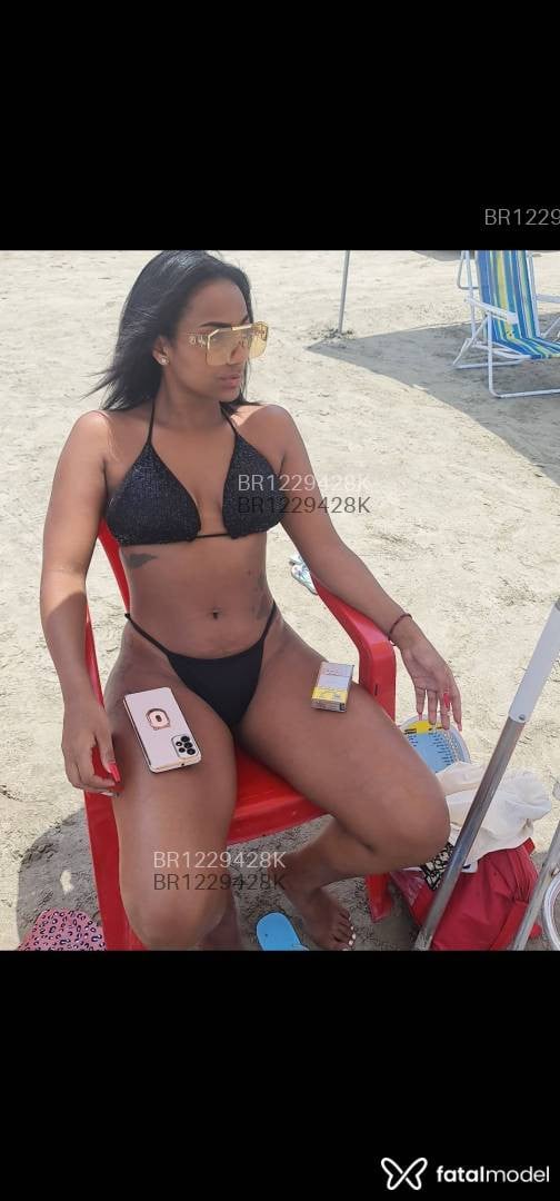 Acompanhante mulher morena (o) de olhos castanhos em Goiânia - Laura turner