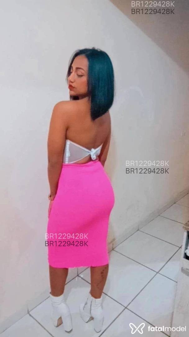 Acompanhante mulher morena (o) de olhos castanhos em Goiânia - Laura turner