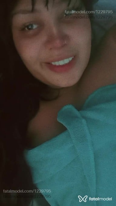 Acompanhante mulher morena (o) de olhos castanhos em Teófilo Otoni - Vick Aguiár