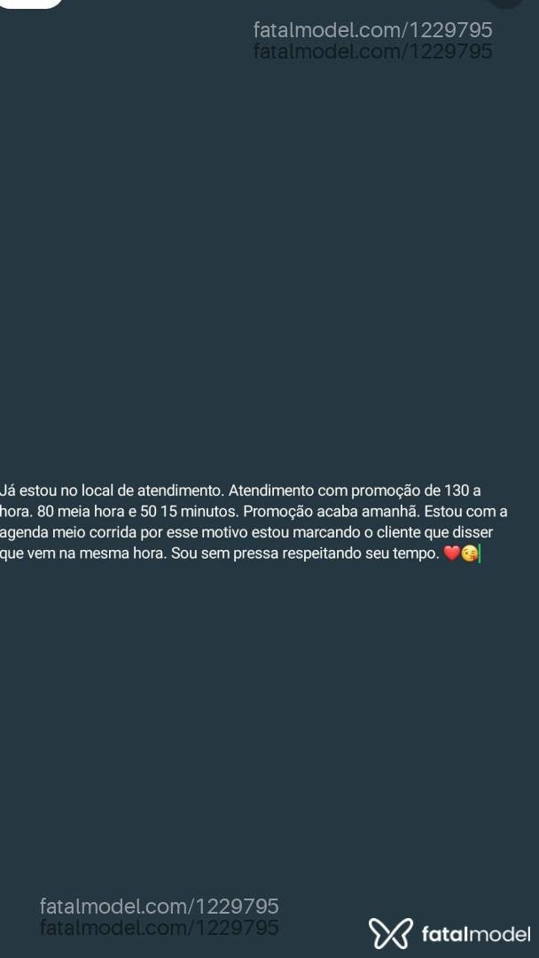 Acompanhante mulher morena (o) de olhos castanhos - Vick Aguiár