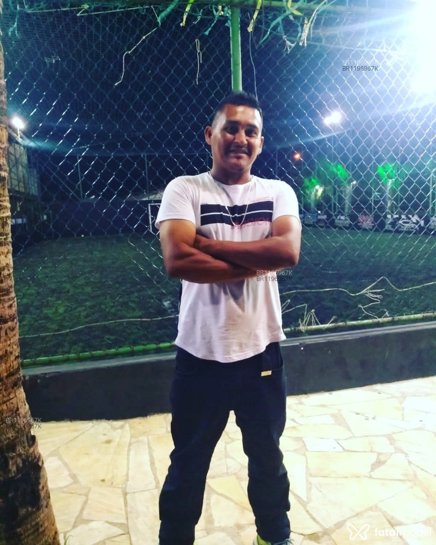 Acompanhante homem morena (o) de olhos castanhos em Campinas - Sergio