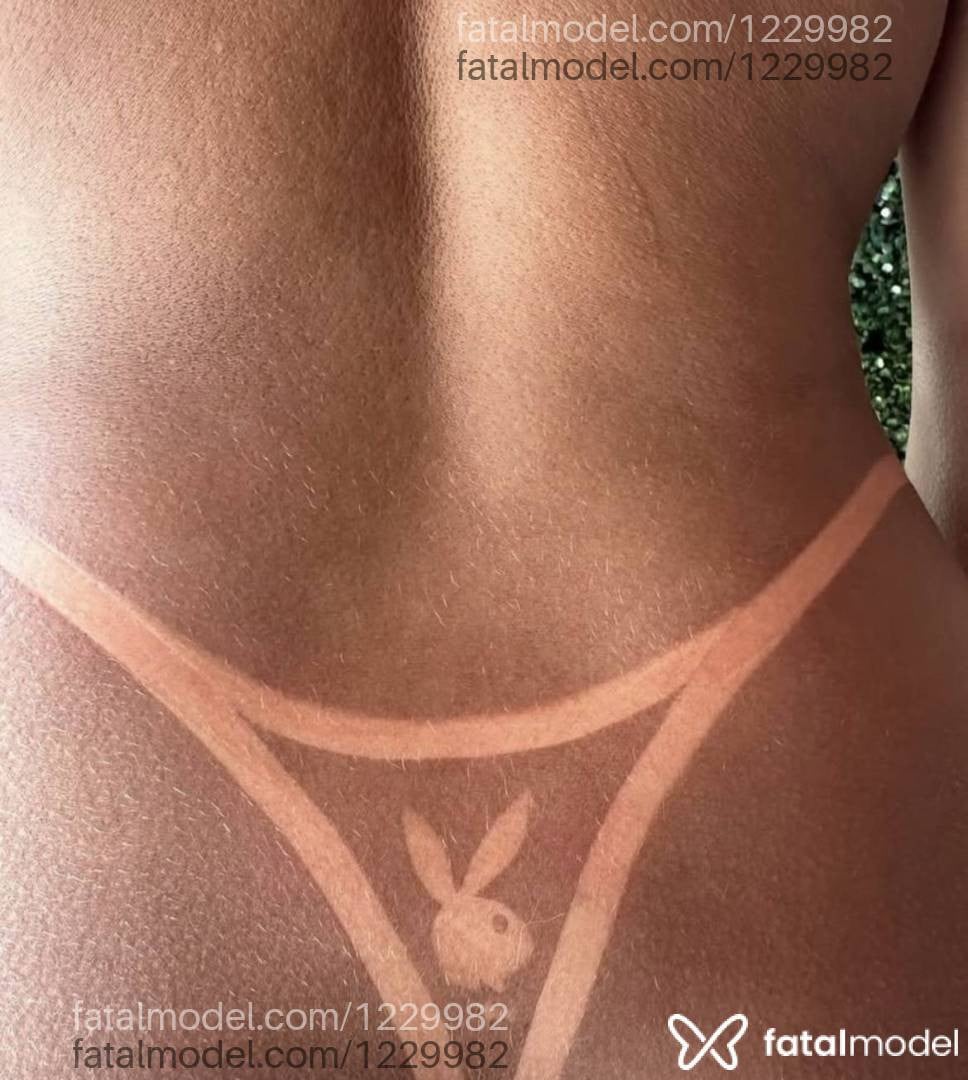 Acompanhante travesti morena (o) de olhos castanhos - Sophie Brito