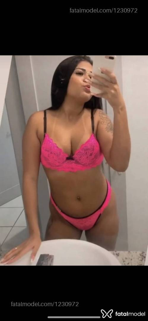 Acompanhante mulher morena (o) de olhos castanhos em Ponte Nova Acompanhante mulher morena (o) de olhos castanhos em Ponte Nova - Beatriz