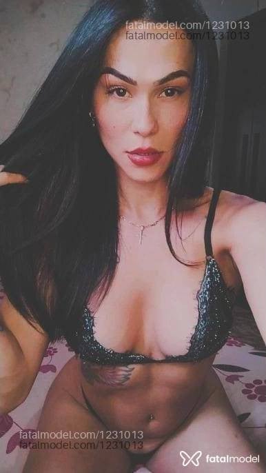 Acompanhante mulher trans morena (o) de olhos castanhos - Sabrina Klin