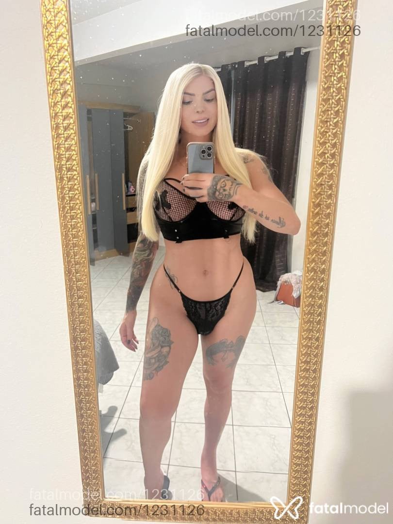 Acompanhante mulher trans loira (o) de olhos castanhos em Cachoeiro de Itapemirim - Camilla schimith