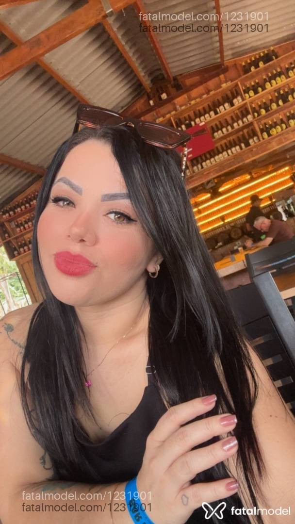 Acompanhante mulher morena (o) de olhos mel - Luiza Ayme