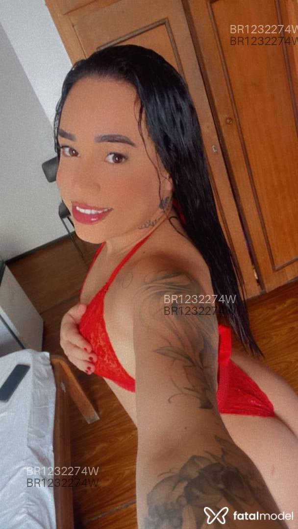 Acompanhante mulher morena (o) de olhos castanhos em Vitória da Conquista - Majuh Lacerda