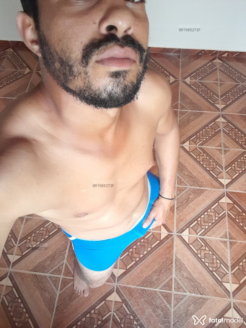 Acompanhante homem morena (o) de olhos castanhos em Firminópolis Acompanhante homem morena (o) de olhos castanhos em Firminópolis - Maicom