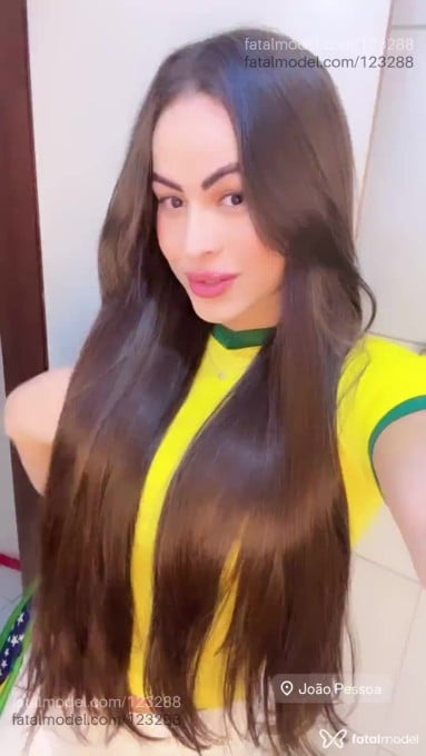 Acompanhante travesti com cabelo castanho de olhos castanhos em João Pessoa Acompanhante travesti com cabelo castanho de olhos castanhos em João Pessoa - Jhullyane sayonara