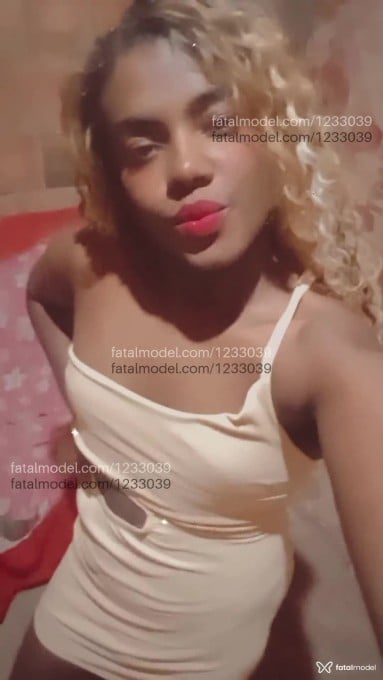 Acompanhante mulher trans loira (o) de olhos castanhos em Dom Eliseu - Laísfaztudo