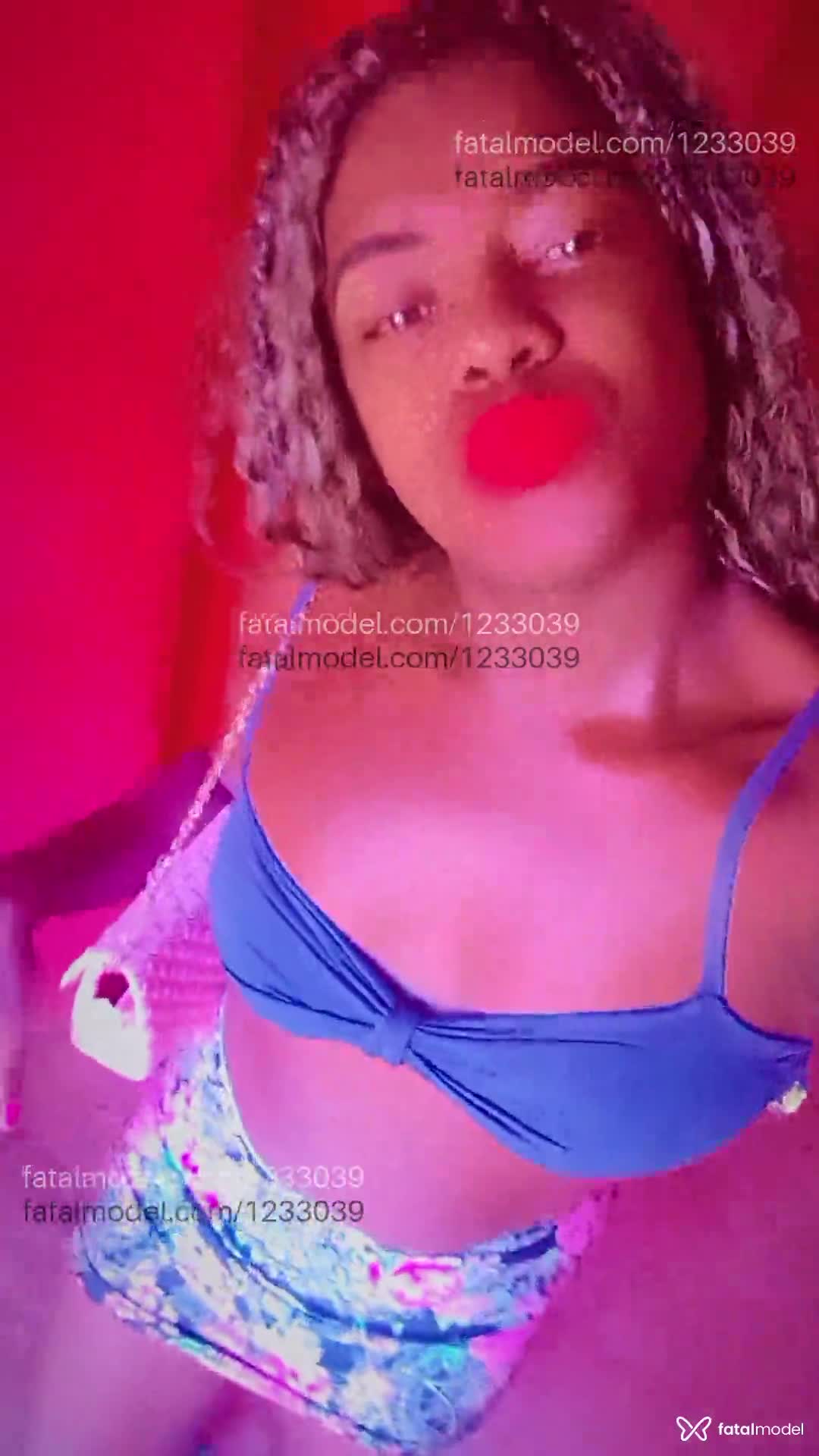 Acompanhante mulher trans loira (o) de olhos castanhos em Dom Eliseu - Laísfaztudo