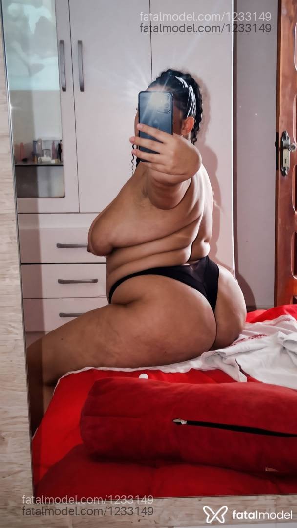Acompanhante mulher morena (o) de olhos castanhos - Morena Sammy