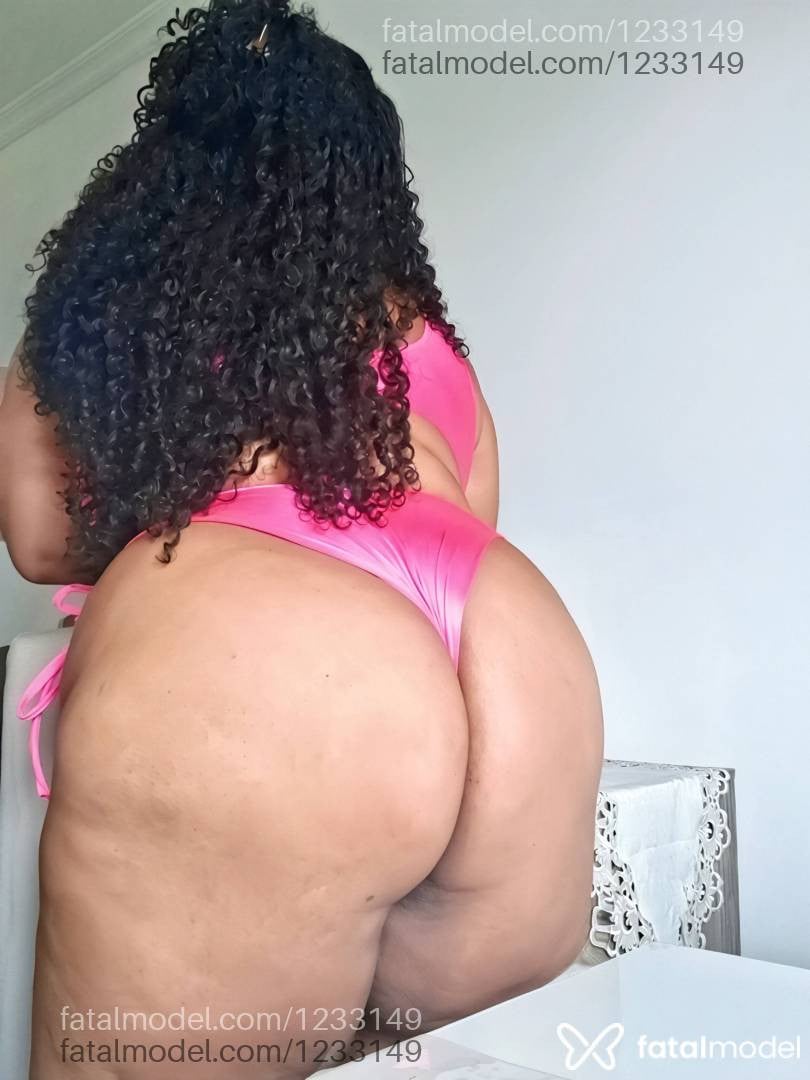 Acompanhante mulher morena (o) de olhos castanhos - Morena Sammy