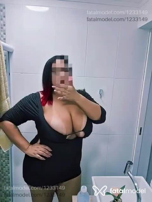 Acompanhante mulher morena (o) de olhos castanhos - Morena Sammy Acompanhante mulher morena (o) de olhos castanhos - Morena Sammy