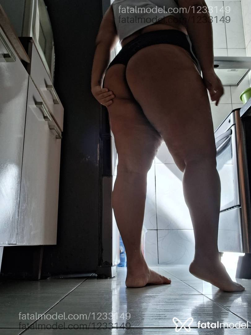 Acompanhante mulher morena (o) de olhos castanhos - Morena Sammy