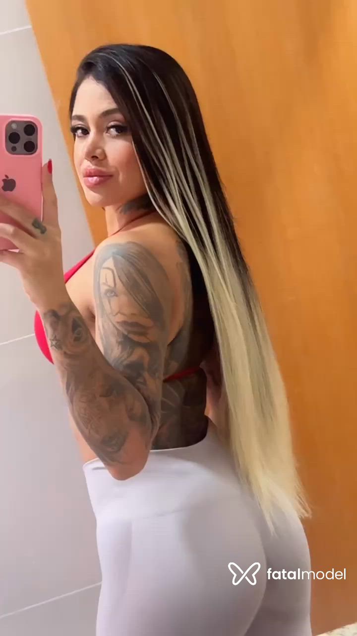 Acompanhante mulher morena (o) de olhos castanhos - MIRELLE ANDRADE