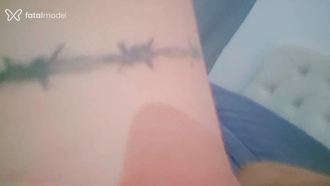 Acompanhante mulher loira (o) de olhos castanhos - Cinthya