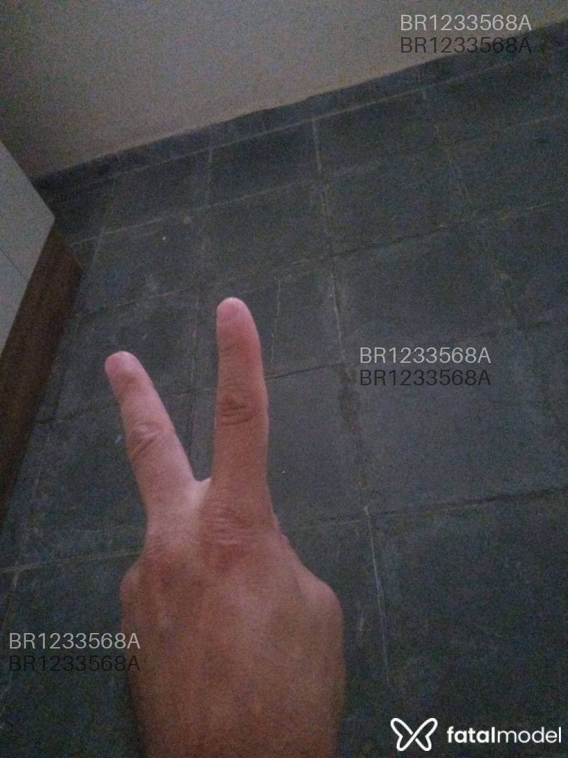 Acompanhante homem com cabelo castanho de olhos castanhos em Virtual - SufistinhoBH