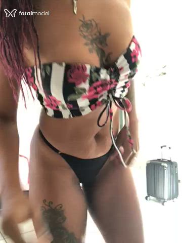 Acompanhante mulher morena (o) de olhos castanhos - Alexia dias