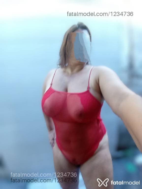 Acompanhante mulher com cabelo castanho de olhos castanhos - LAURA AGUIAR