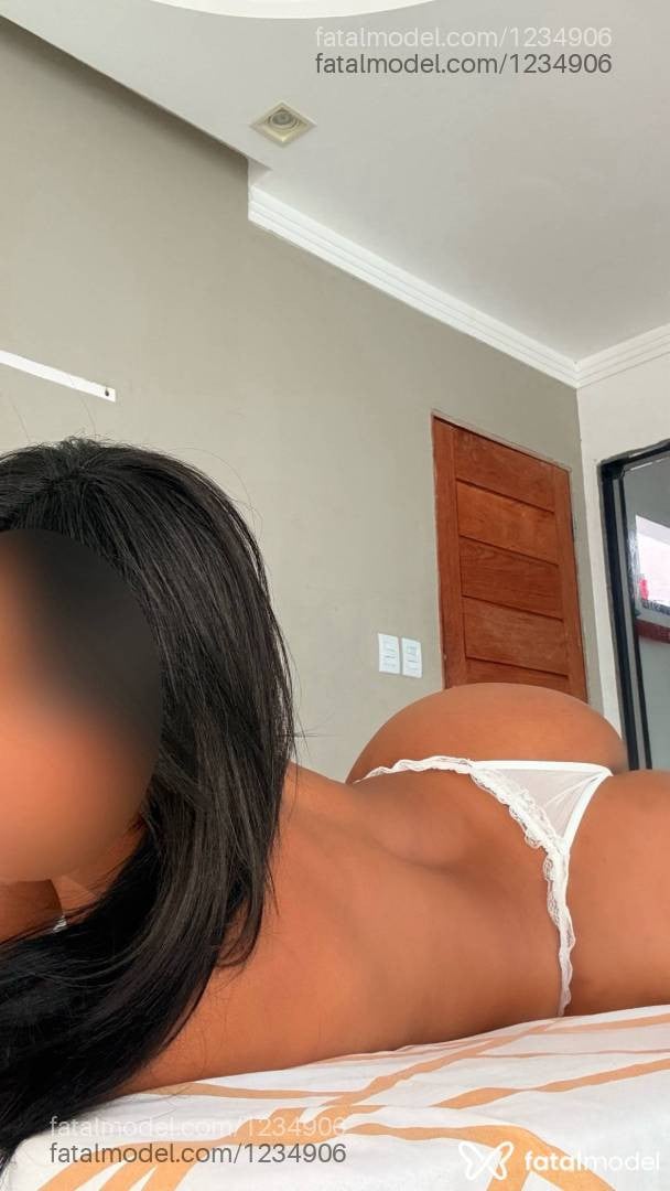 Acompanhante mulher com cabelo castanho de olhos castanhos em Vitória da Conquista - Ravena Nunes