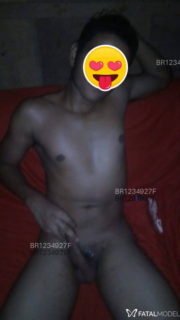 Acompanhante homem morena (o) de olhos castanhos - Arthur Dantes Acompanhante homem morena (o) de olhos castanhos - Arthur Dantes