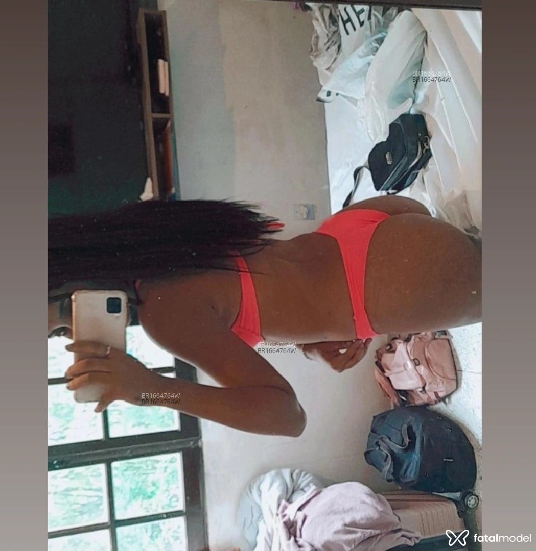 Acompanhante mulher morena (o) de olhos pretos em Rio de Janeiro - Amanda Medeiros