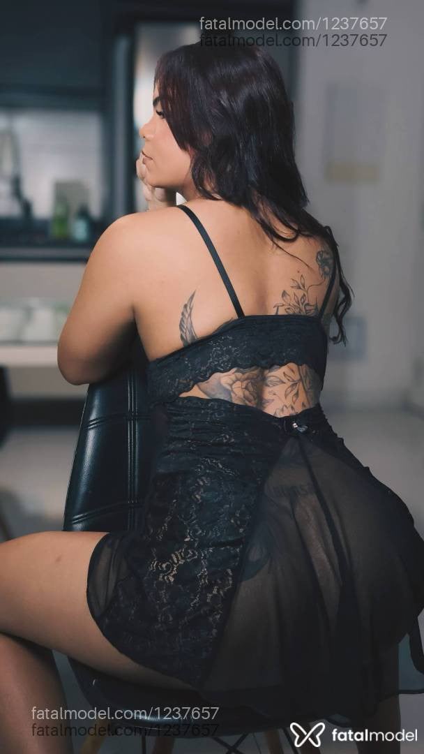 Acompanhante mulher trans ruiva (o) de olhos castanhos - Raissa Soares Acompanhante mulher trans ruiva (o) de olhos castanhos - Raissa Soares