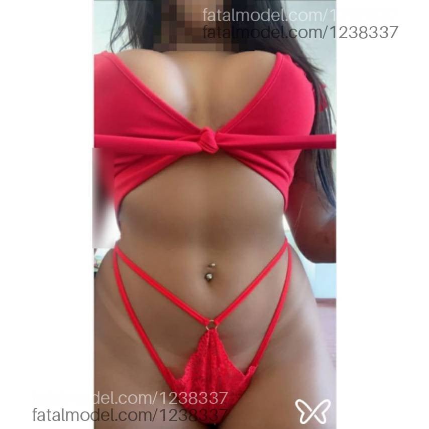 Acompanhante mulher com cabelo castanho de olhos castanhos - Isabela