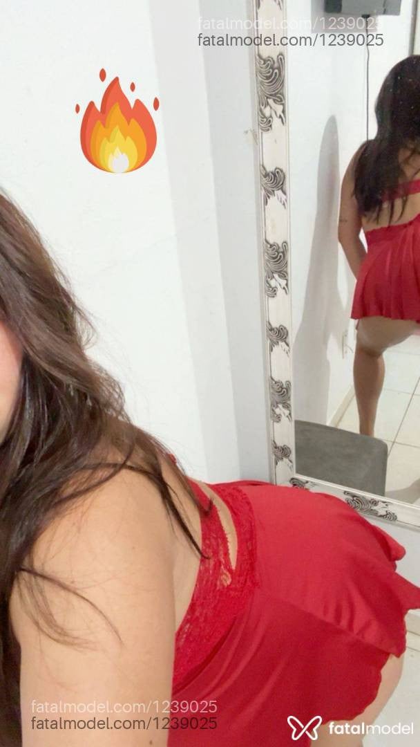Acompanhante mulher com cabelo castanho de olhos castanhos em Leme - Bianca lima
