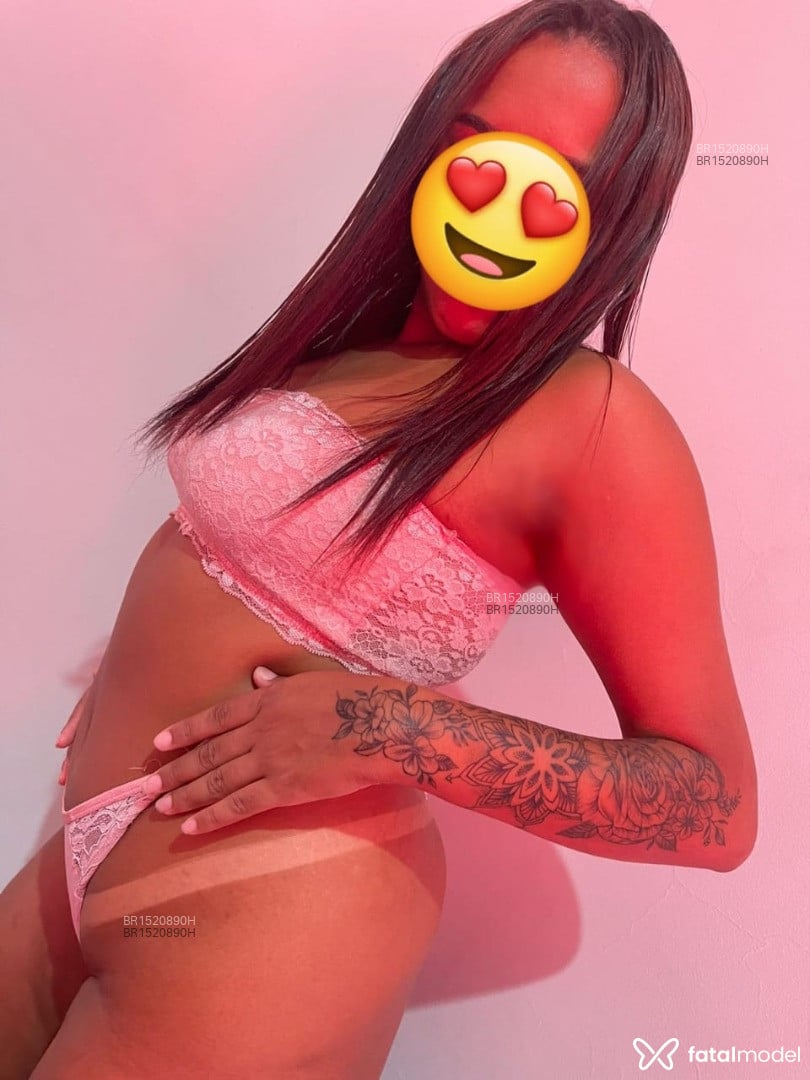 Acompanhante mulher morena (o) de olhos castanhos em Nova Friburgo - Stephanie Aguiar