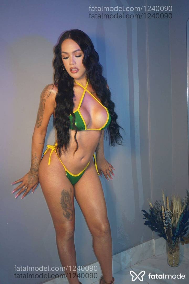Acompanhante mulher trans morena (o) de olhos castanhos em São Paulo - Ingrid Brito