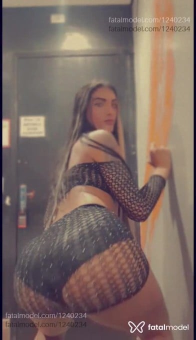 Acompanhante mulher trans morena (o) de olhos castanhos em Contagem - FadaSafada
