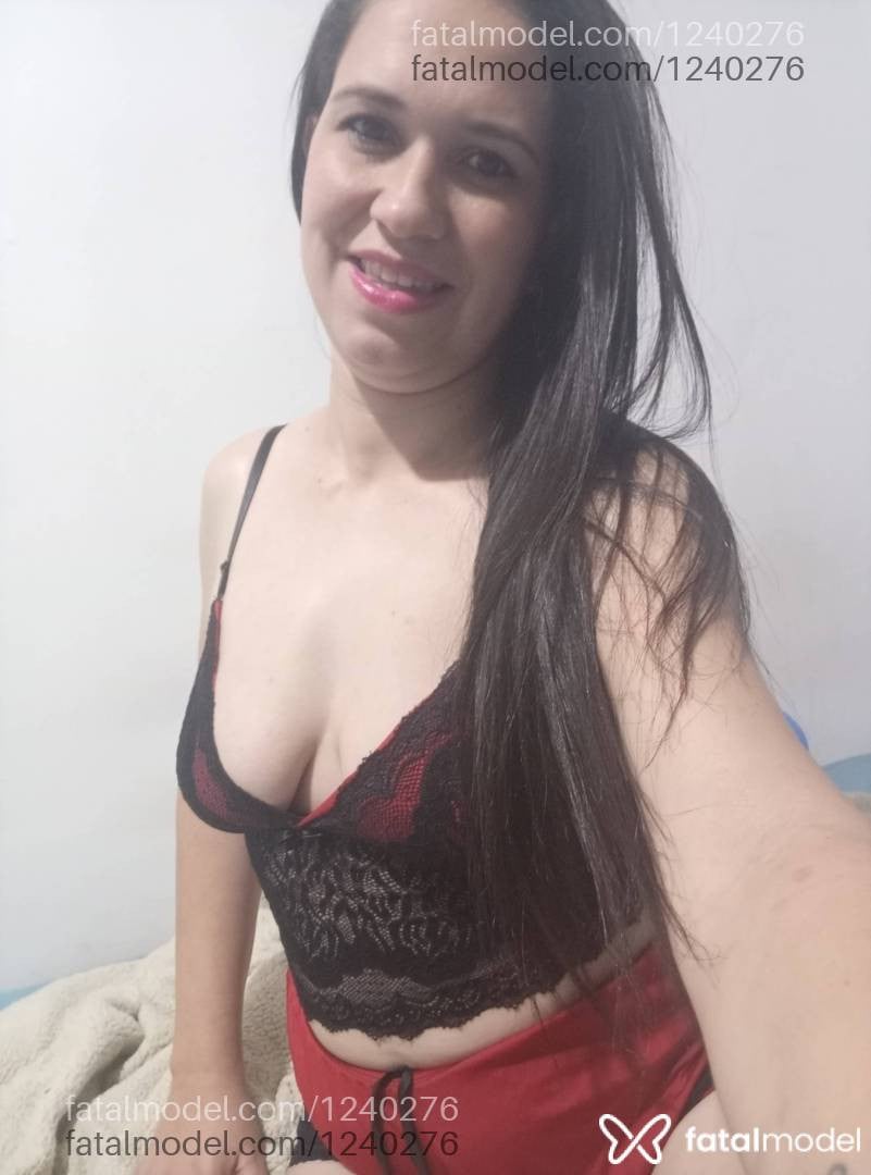 Acompanhante mulher com cabelo castanho de olhos castanhos - Ana Maria