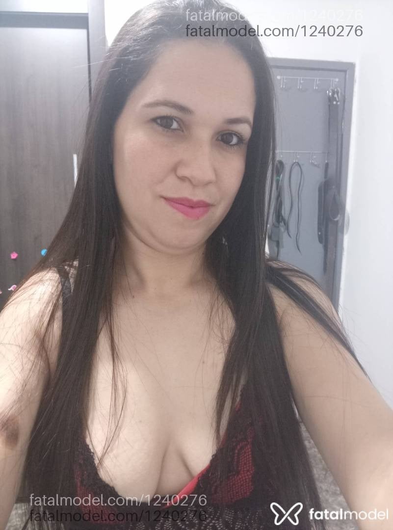 Acompanhante mulher com cabelo castanho de olhos castanhos - Ana Maria