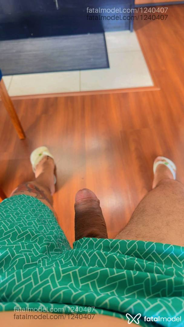 Acompanhante homem morena (o) de olhos castanhos em Virtual Acompanhante homem morena (o) de olhos castanhos em Virtual - Lip Luiz