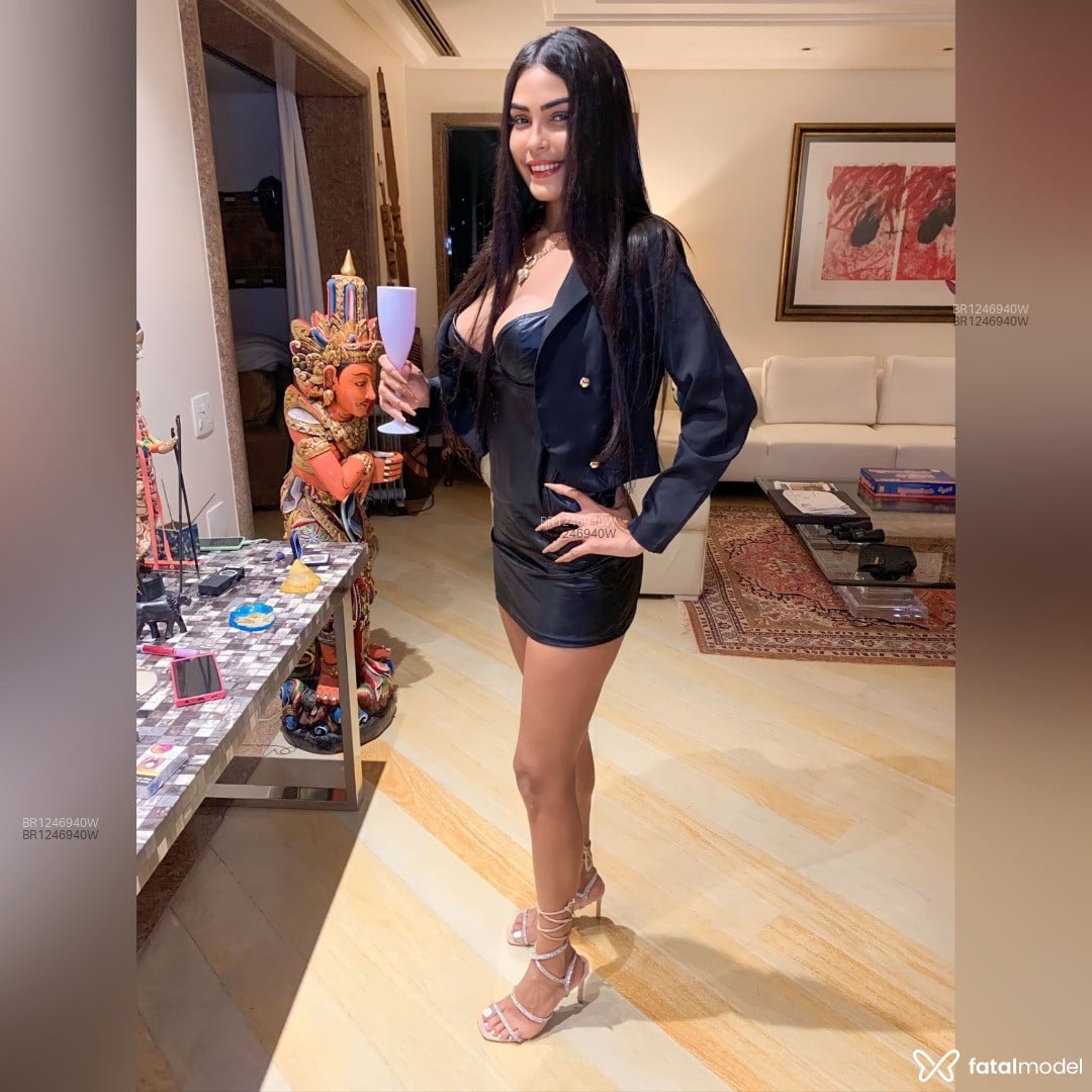 Acompanhante mulher morena (o) de olhos castanhos em Resende - Pérola Santos