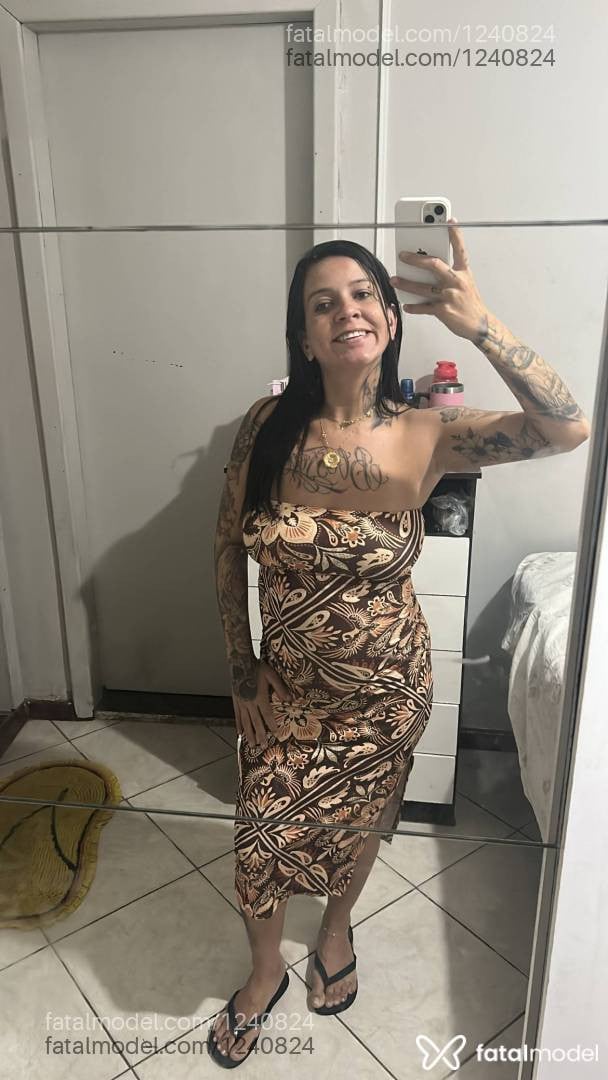 Acompanhante mulher com cabelo castanho de olhos castanhos em Vila Velha - Rebeca