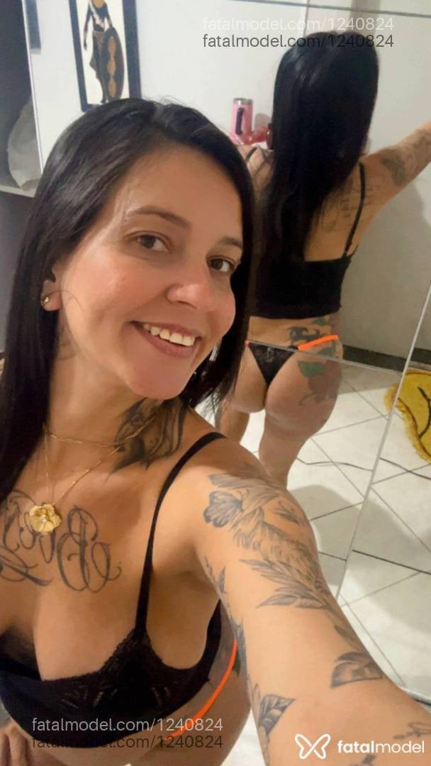 Acompanhante mulher com cabelo castanho de olhos castanhos em Vila Velha - Rebeca