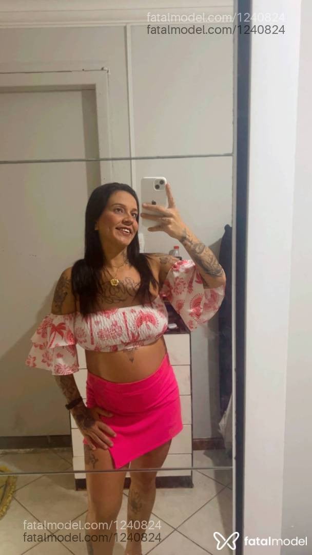Acompanhante mulher com cabelo castanho de olhos castanhos em Vila Velha - Rebeca
