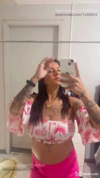 Acompanhante mulher com cabelo castanho de olhos castanhos em Vila Velha - Rebeca