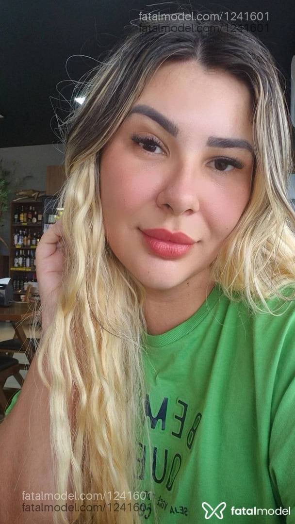 Acompanhante mulher loira (o) de olhos castanhos em Palotina - Yara Macedo