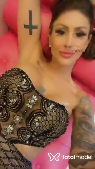 Acompanhante mulher trans loira (o) de olhos castanhos em Florianópolis - Luana Rafaella