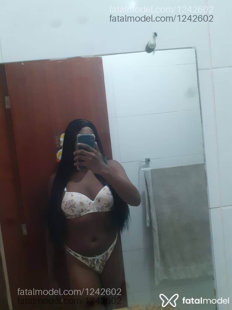 Acompanhante mulher trans morena (o) de olhos castanhos em Mogi Guaçu - Duda Silva