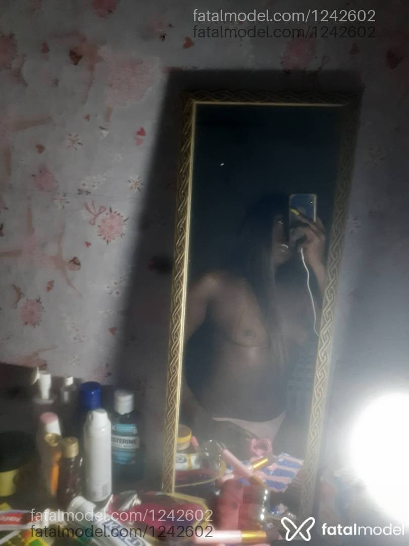 Acompanhante mulher trans morena (o) de olhos castanhos em Macaé - Duda Silva
