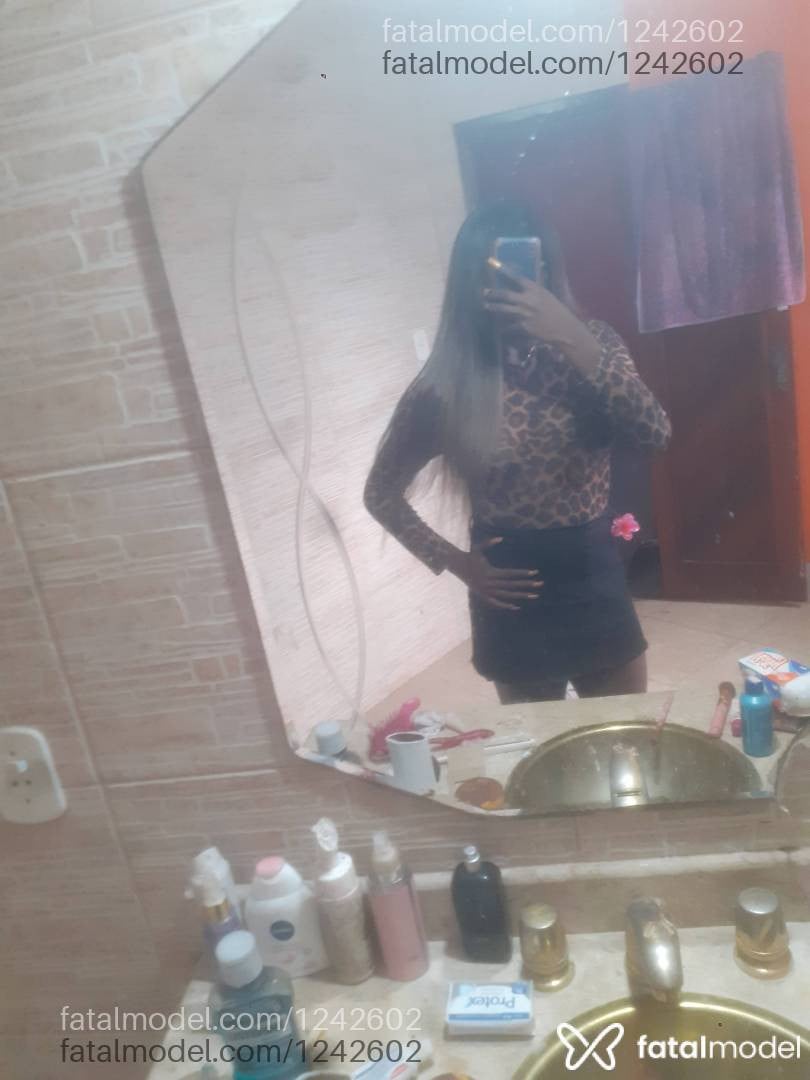 Acompanhante mulher trans morena (o) de olhos castanhos em Macaé - Duda Silva