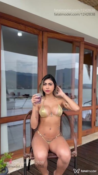 Acompanhante mulher loira (o) de olhos castanhos em São Paulo - Mayra Marcele