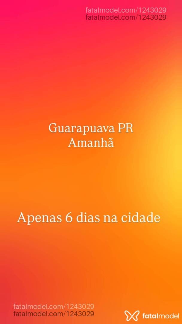 Acompanhante mulher trans com cabelo castanho de olhos castanhos - Brenda Paes