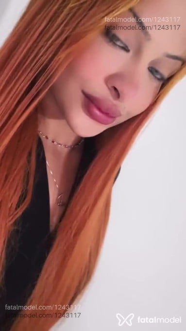 Acompanhante mulher ruiva (o) de olhos verdes em Guarapari - Bruna